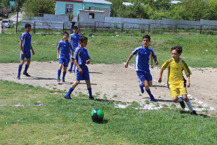 Rövnəq Abdullayev məmurları açılışa göndərdi  â€“ Bu FOTOLARA görə tənqid olundular 