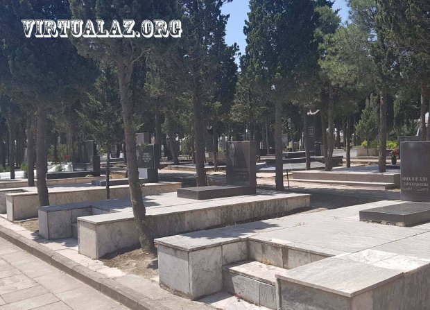 II Fəxri Xiyabanda və ətrafında məzarüstü abidələr oğurlandı  VİDEO-FOTO