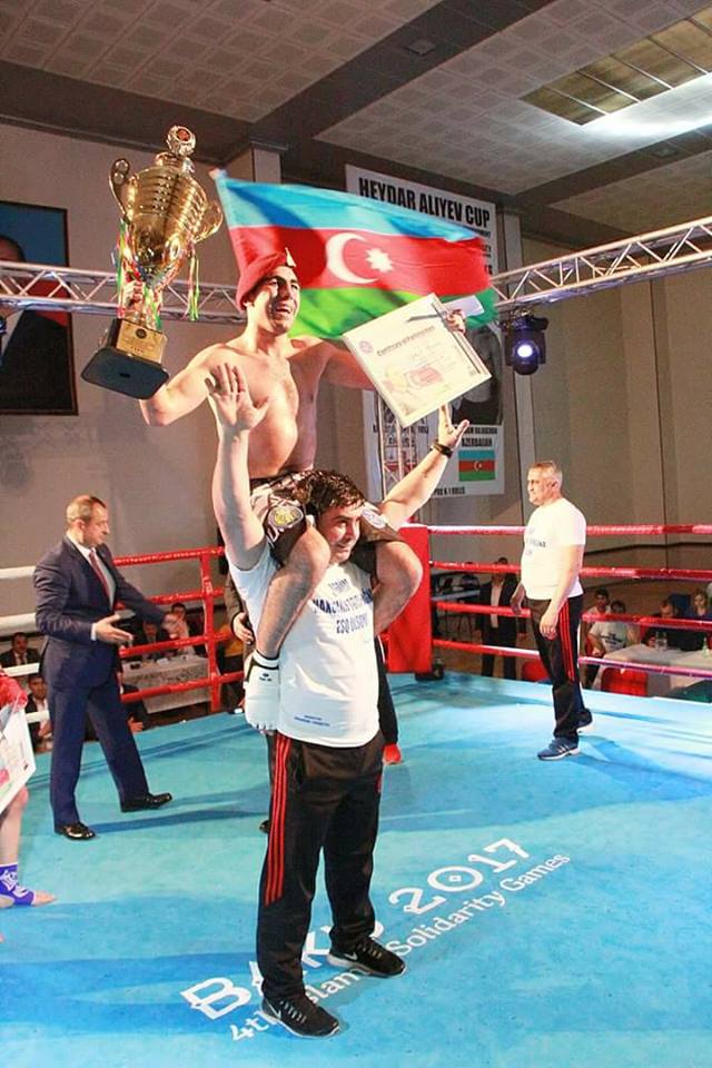 Hərbi xidmətinin bitməsinə 45 gün qalmış rinqə çıxdı  - FOTO 