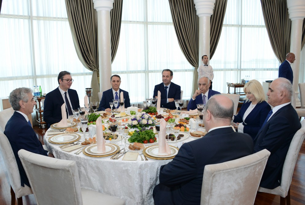 Novruz Məmmədov prezidentlə   nahar etdi (FOTO)