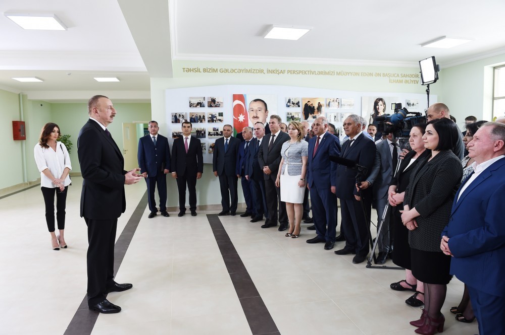 İlham Əliyev və birinci xanım   Qobu Parkda (FOTOLAR-YENİLƏNİB)