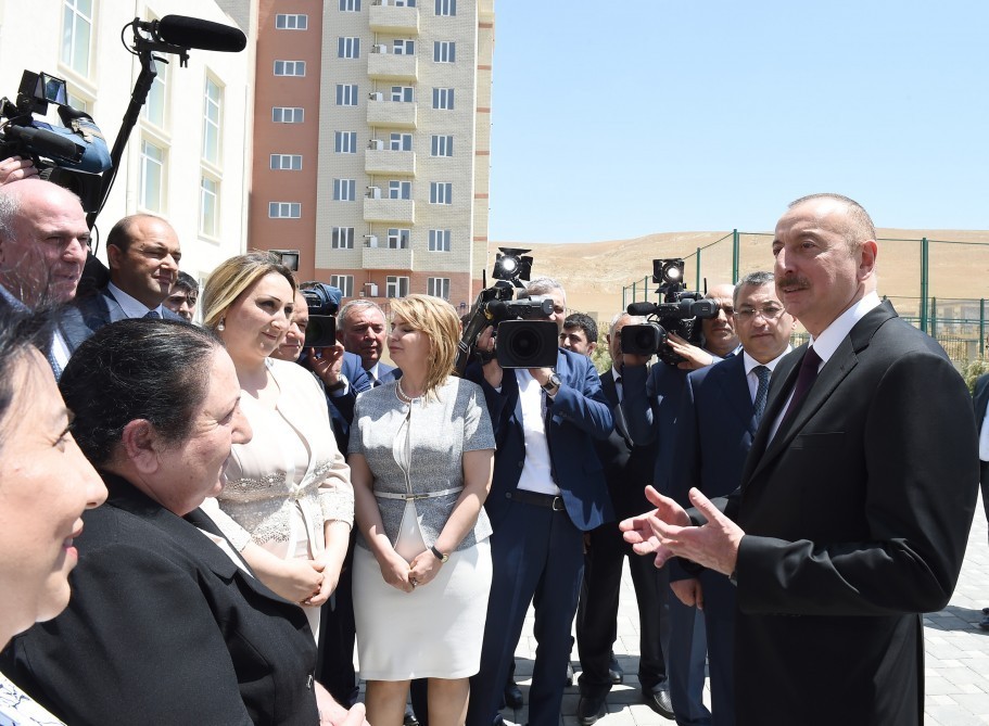 İlham Əliyev və birinci xanım   Qobu Parkda (FOTOLAR-YENİLƏNİB)