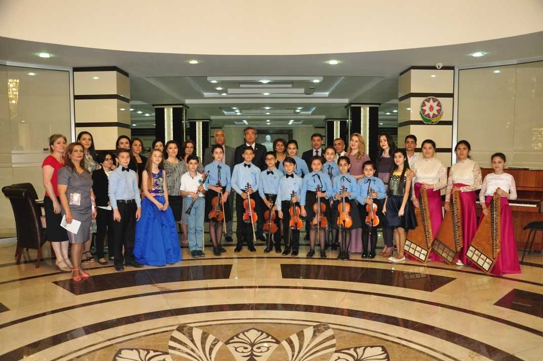 İcra başçısı Cümhuriyyətdən danışdı - FOTO