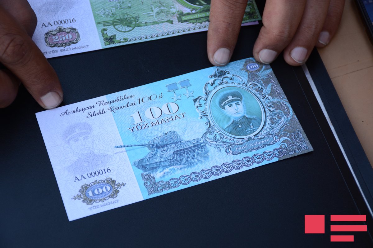 Ordumuzun 100 illiyi ilə bağlı fantastik pullar hazırlandı  - FOTOLENT