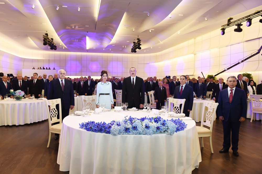 Cümhuriyyətinin 100 illik yubileyinə həsr olunan rəsmi qəbul keçirilir - FOTO (YENİLƏNİB)