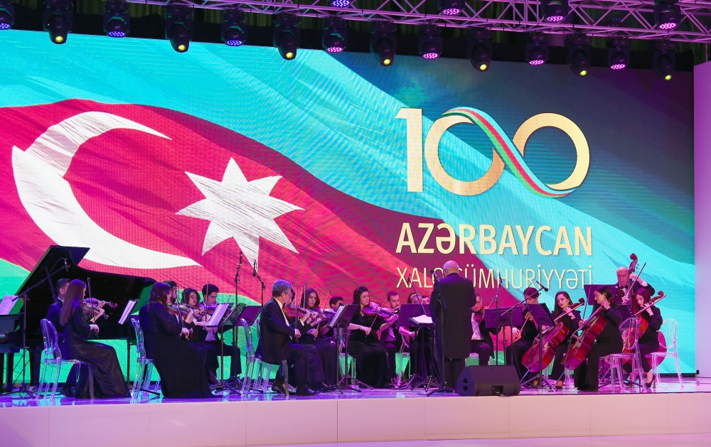 Cümhuriyyətinin 100 illik yubileyinə həsr olunan rəsmi qəbul keçirilir - FOTO (YENİLƏNİB)