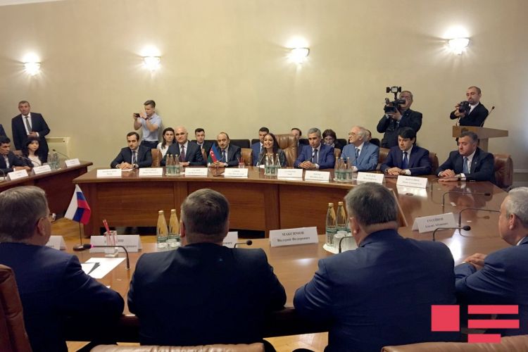 Leyla Əliyeva dövlət rəsmləri ilə birgə   AÇILIŞDA - FOTOLAR