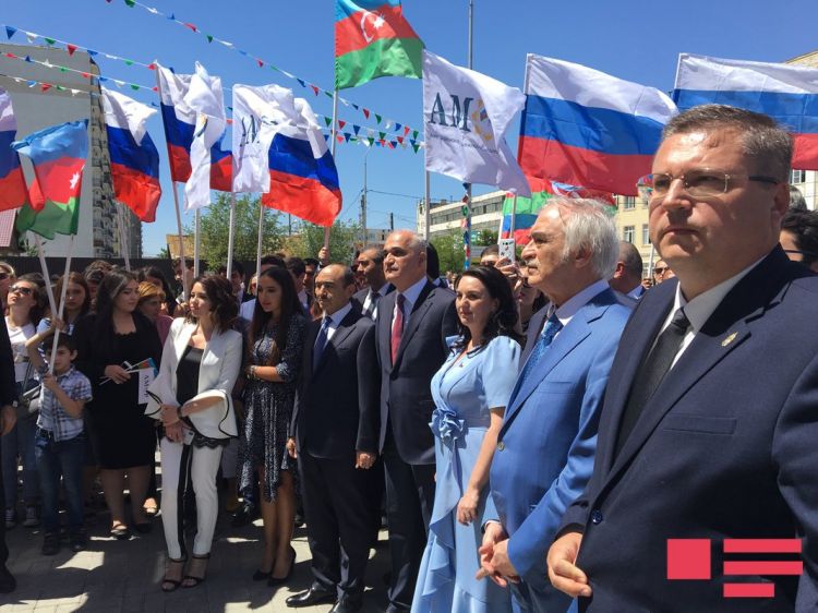 Leyla Əliyeva dövlət rəsmləri ilə birgə   AÇILIŞDA - FOTOLAR