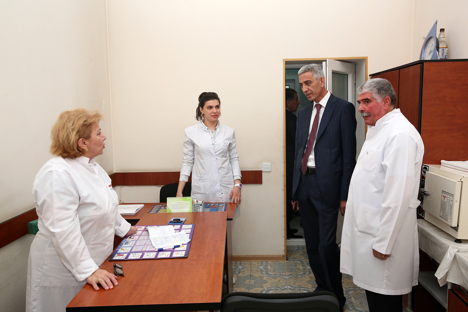 Dəmir yolu poliklinikası və doğum şöbəsi istifadəyə verildi    - FOTOLAR