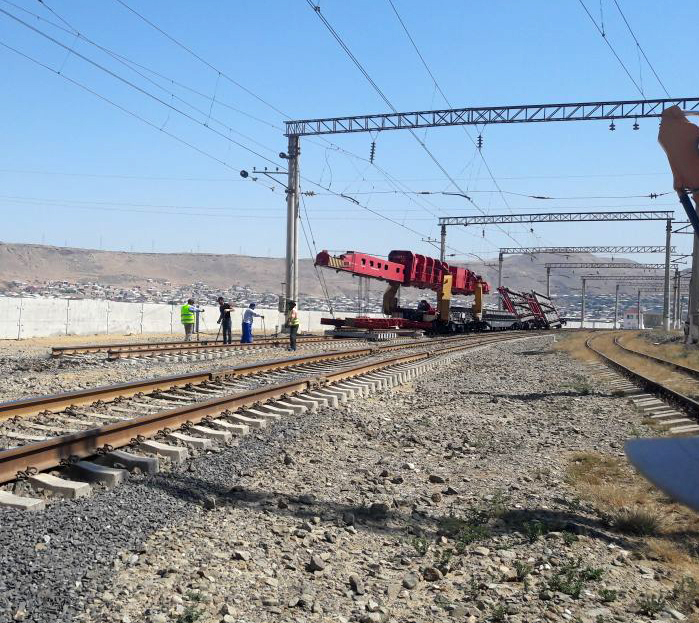 Puta stansiyasında yeni yoldəyişənlər quraşdırılır   - FOTO