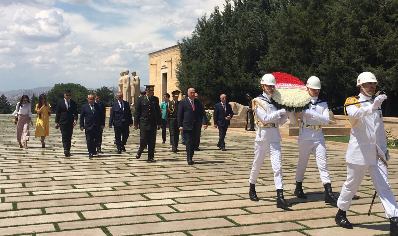 Zakir Fərəcov Atatürkün mavzoleyini ziyarət etdi  - FOTOLAR