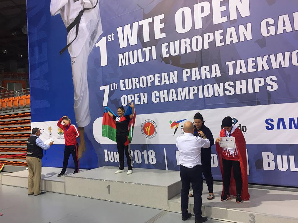  Üçqat dünya çempionu  ŞİKAYƏT ETDİ - Bizi yarışa göndərmirlər - FOTO 