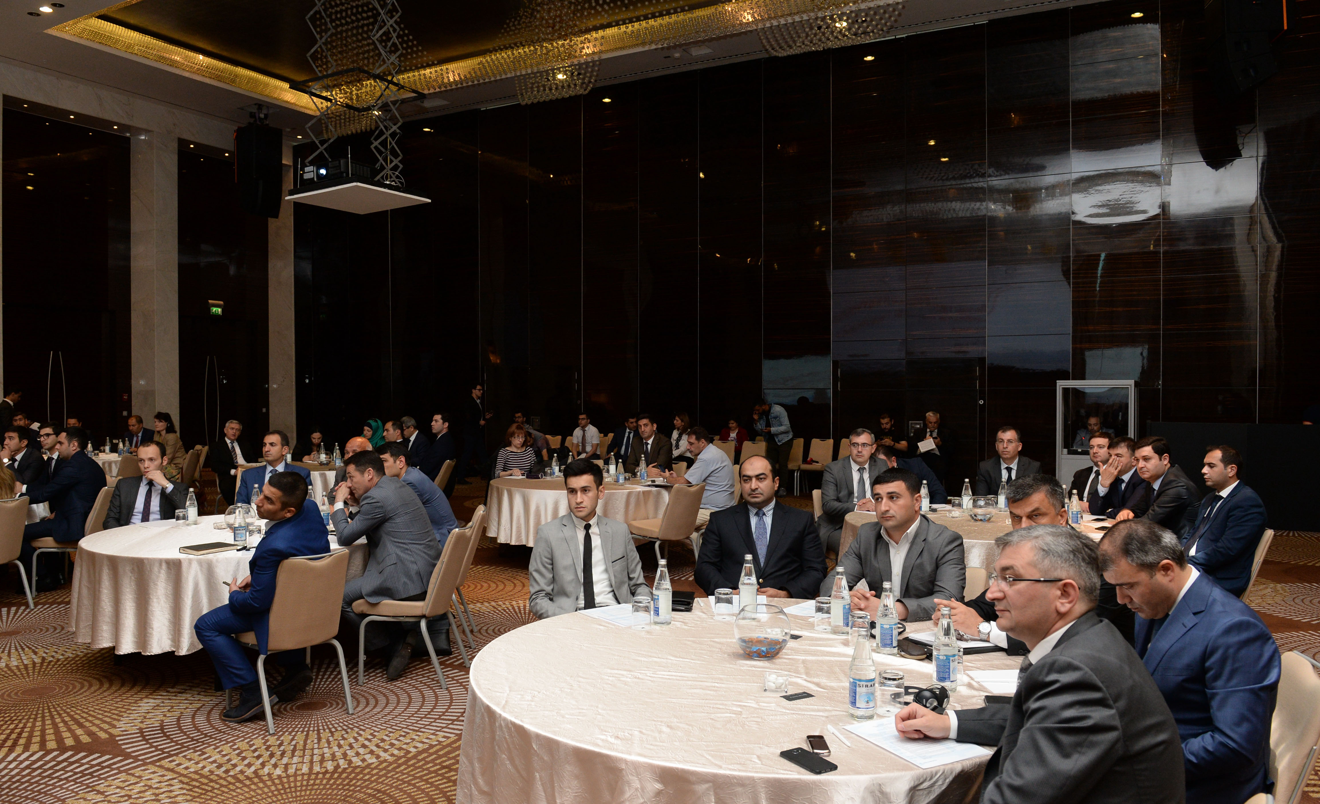 Dövlət Komitəsi konfrans keçirdi   - FOTOLAR