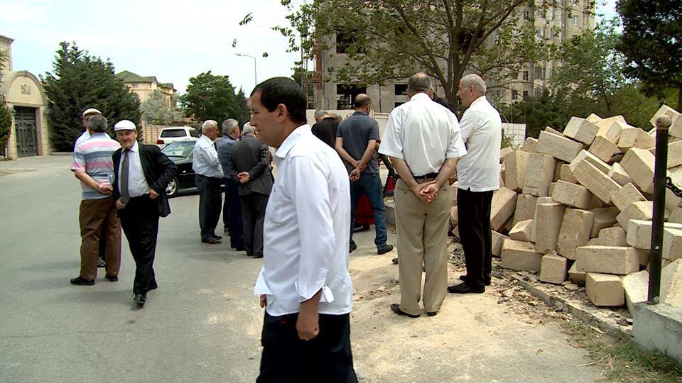 Bakıda park məhv edilir -   40 yaxın ağac... (FOTOLAR-VİDEO)