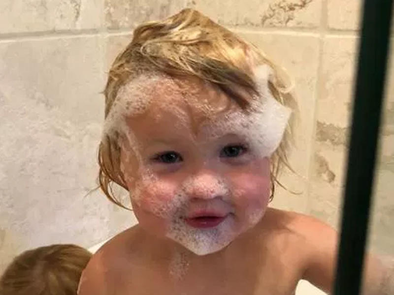 Olimpiya iştirakçısının qızı hovuzda boğularaq öldü  - FOTO 