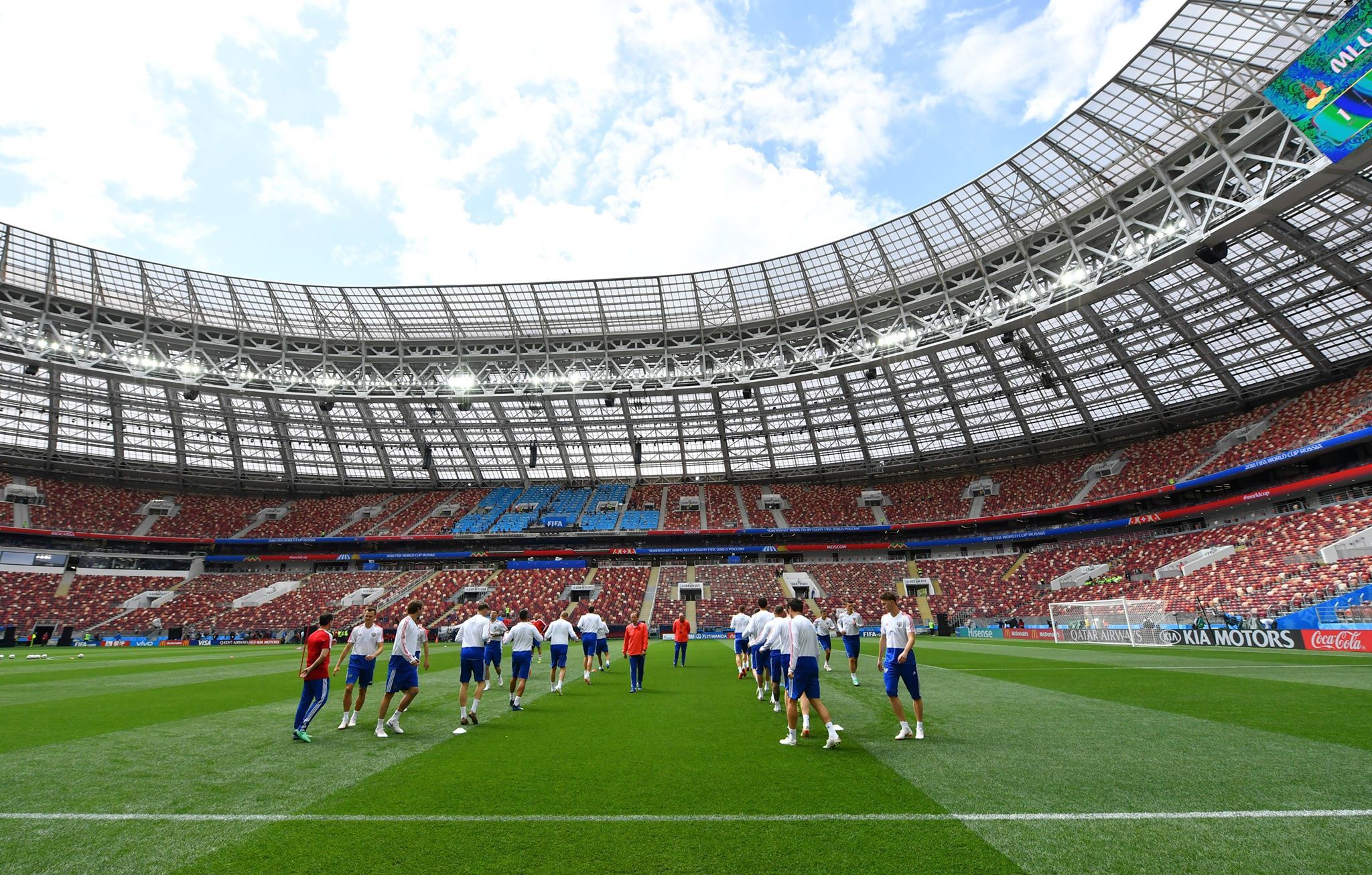 Futbol üzrə Dünya Çempionatının rəsmi açılış mərasimi keçirilib - FOTO