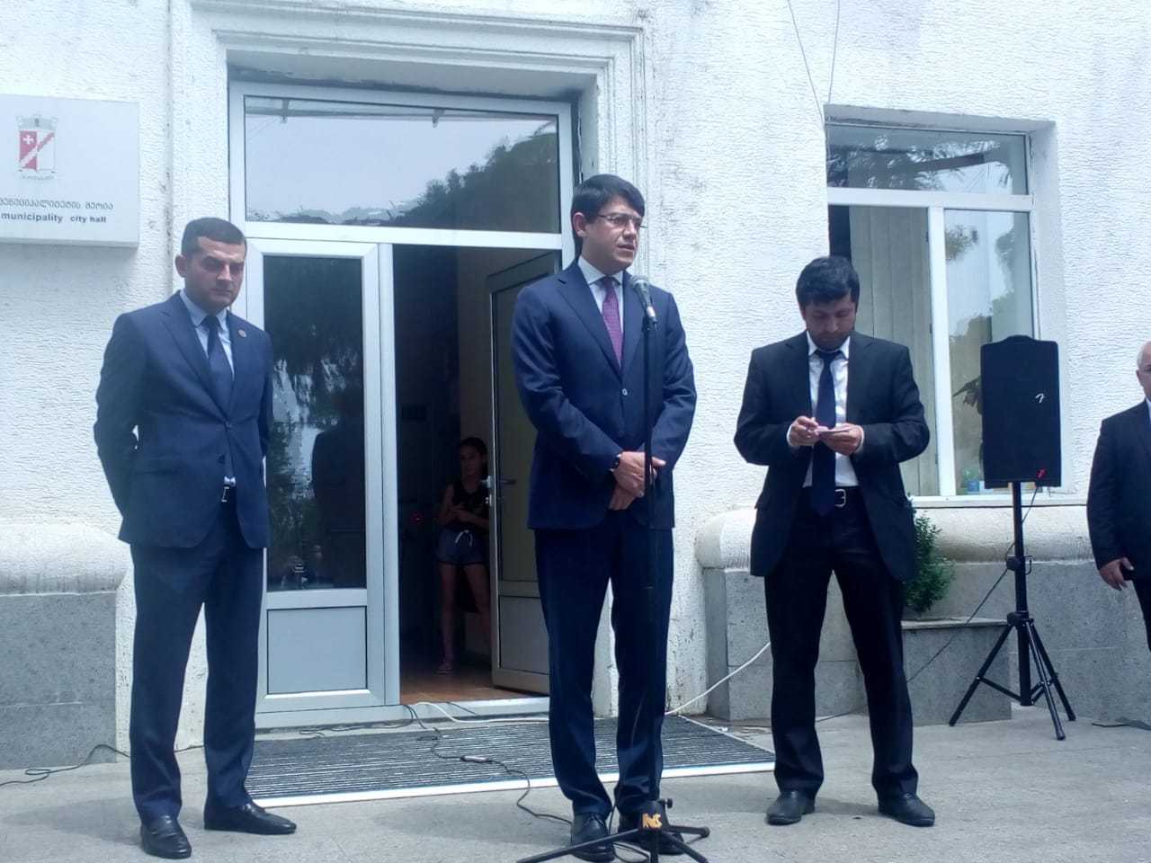 Heydər Əliyev Fondundan Qardabani rayonuna   HƏDİYYƏ - FOTOLAR