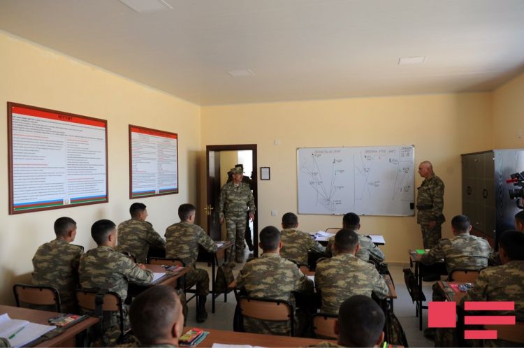 Ordumuz döyüş əmrini yerinə yetirməyə tam hazırdır -  Zakir Həsənov (FOTOLAR)