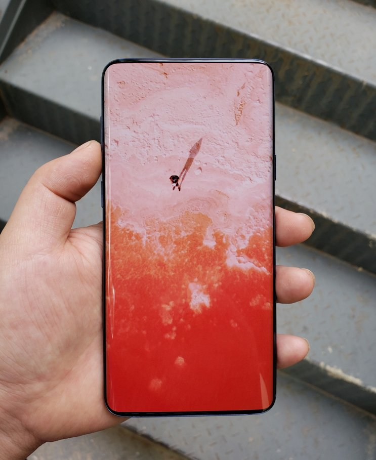 Bu da Samsung Galaxy S10 smartfonu... -  FOTO
