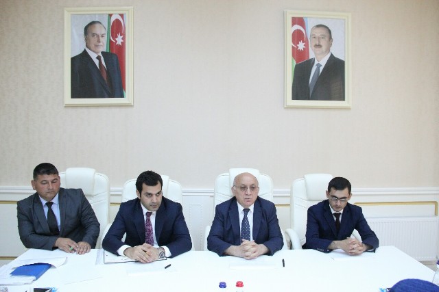 Komitə sədri bəzi müraciətləri yerindəcə həll etdi   - FOTO