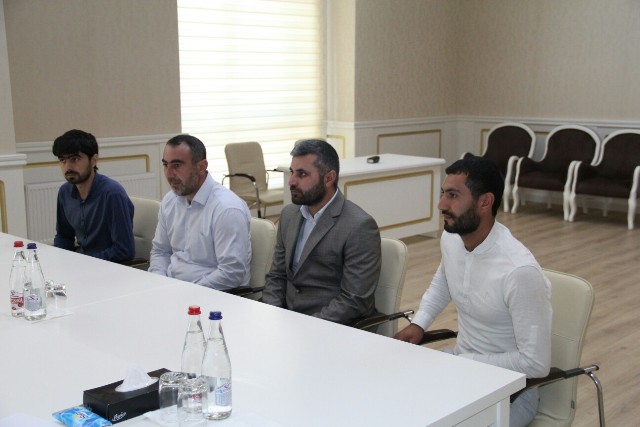 Komitə sədri bəzi müraciətləri yerindəcə həll etdi   - FOTO