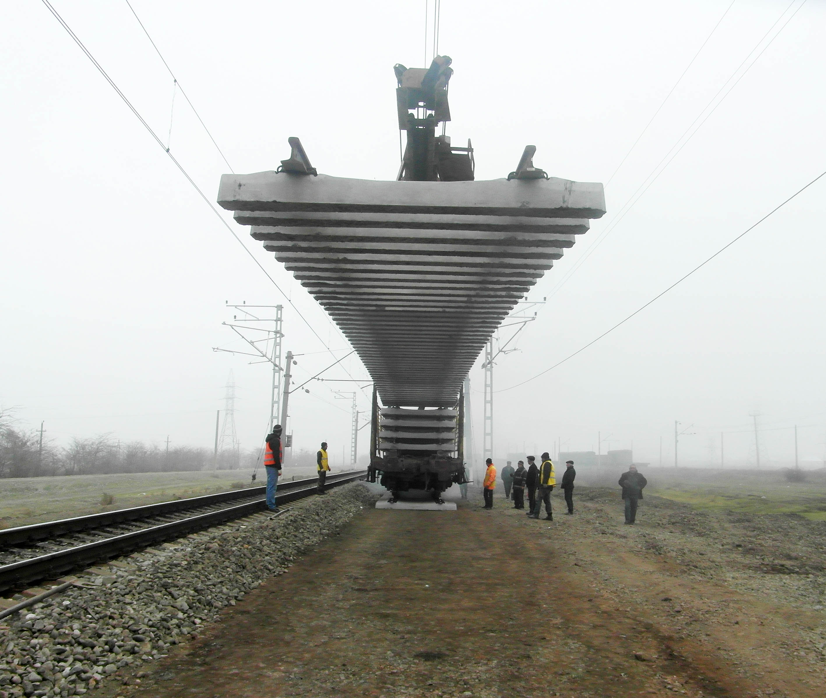 Zəyəm və Böyük Kəsik stansiyalarının baş yolları əsaslı təmir olunur   - FOTO 