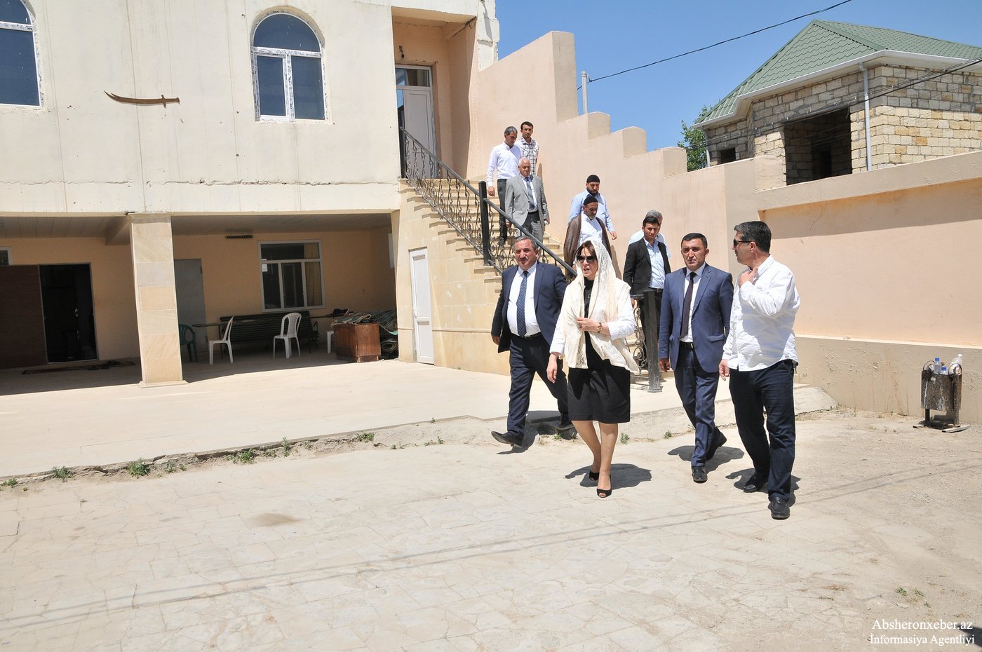 İradə Gülməmmədova Cümə məscidinin vəziyyəti ilə tanış oldu  - FOTOLAR