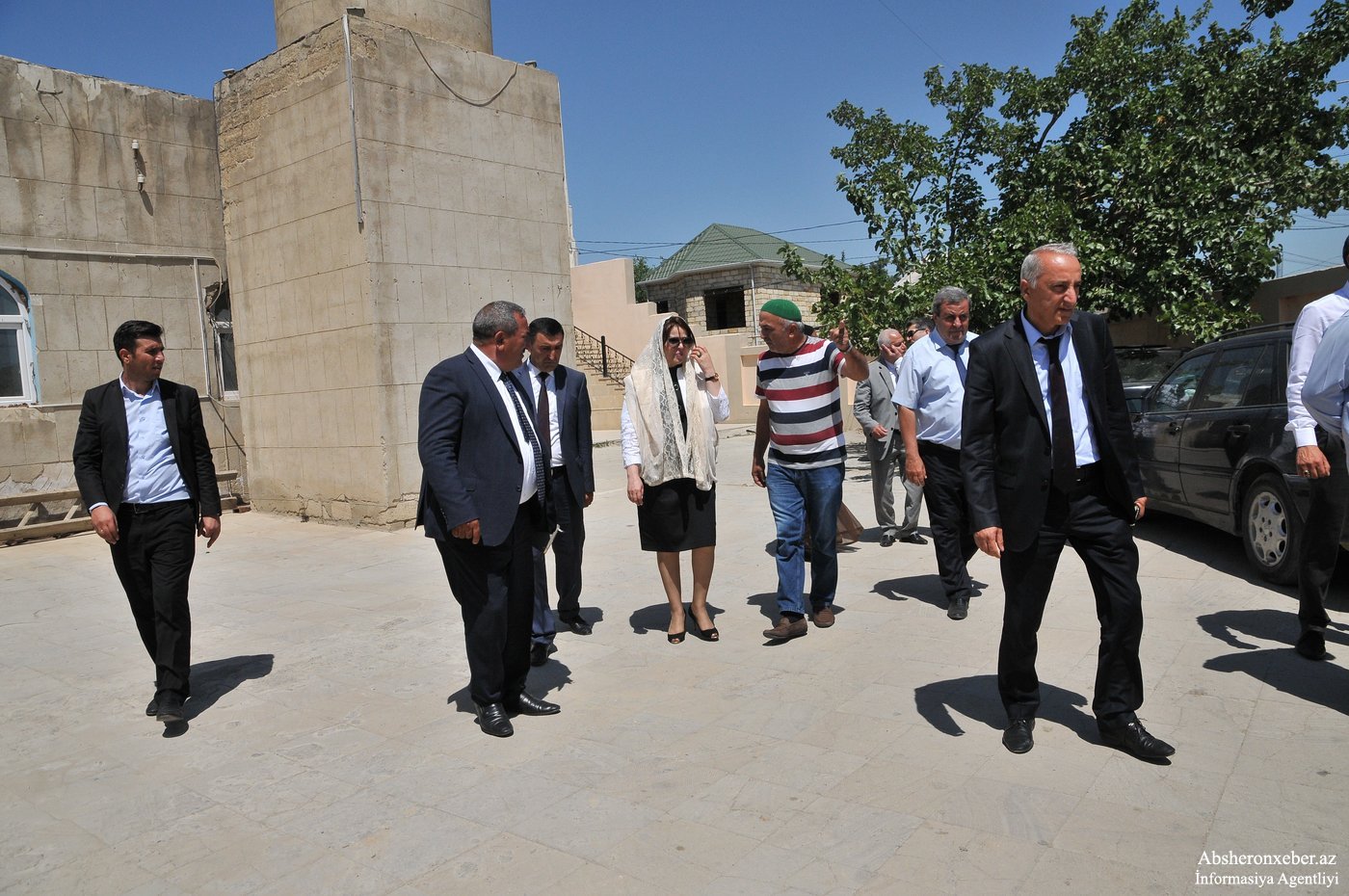 İradə Gülməmmədova Cümə məscidinin vəziyyəti ilə tanış oldu  - FOTOLAR