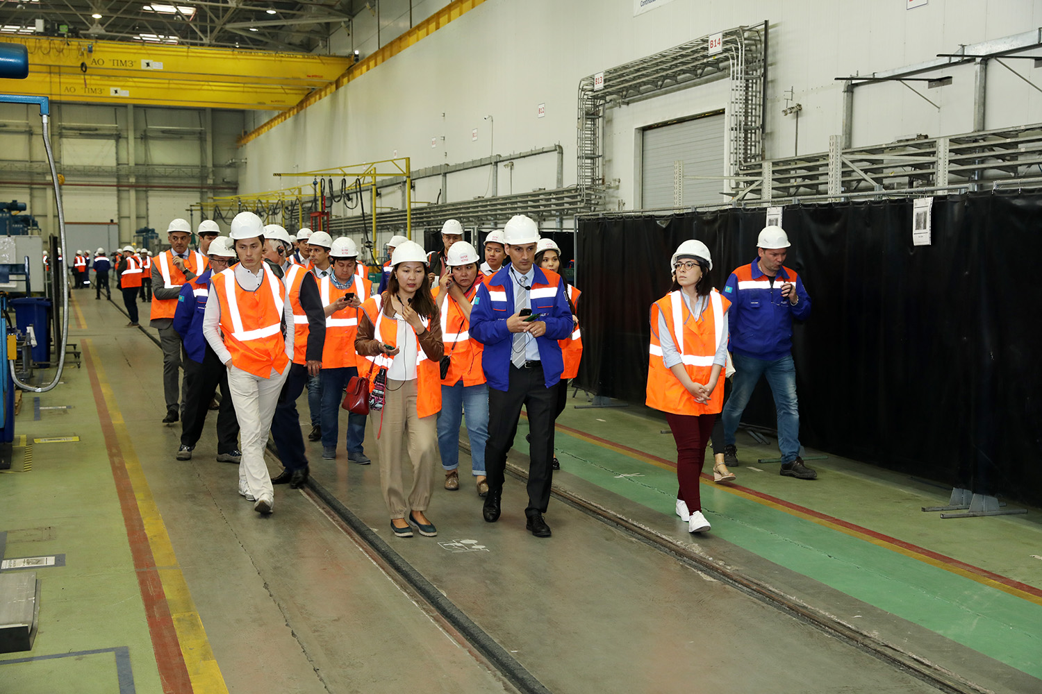 Astanada yeni yük lokomotivinin təqdimat mərasimi keçirilib  - FOTOLAR