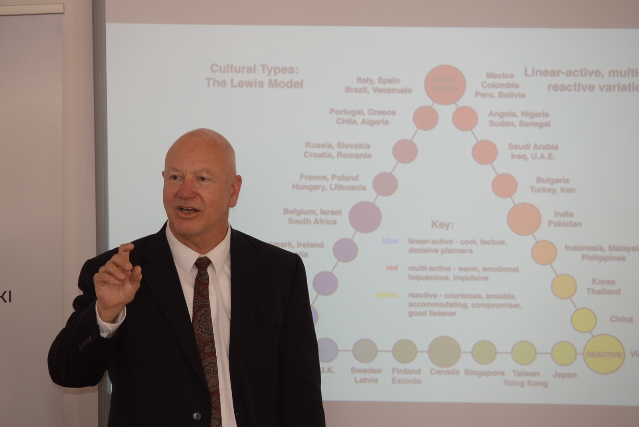  Silikon Vadisinin eksperti startapçılar və tələbələrlə görüşdü    - FOTOLAR