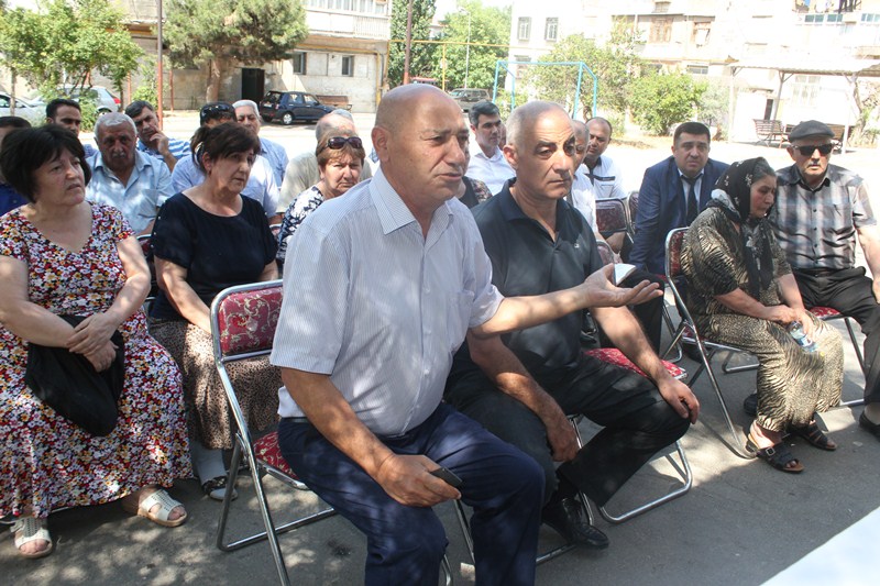 Arif Qasımov tapşırıqlar verdi - FOTO