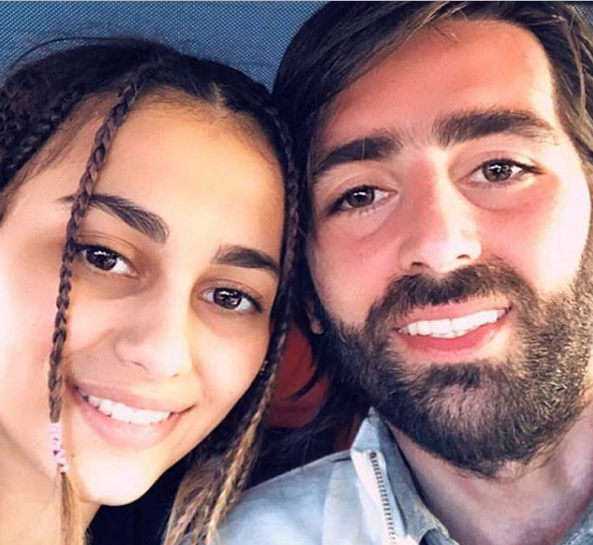 Bu dəfə rəqqasə Oksana sevgilisi ilə  FOTOsunu paylaşdı