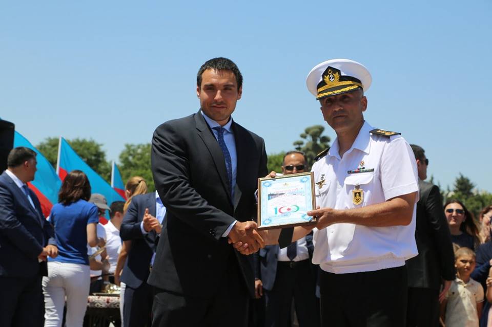 Üzgüçülük estafeti keçirildi  - FOTOLAR