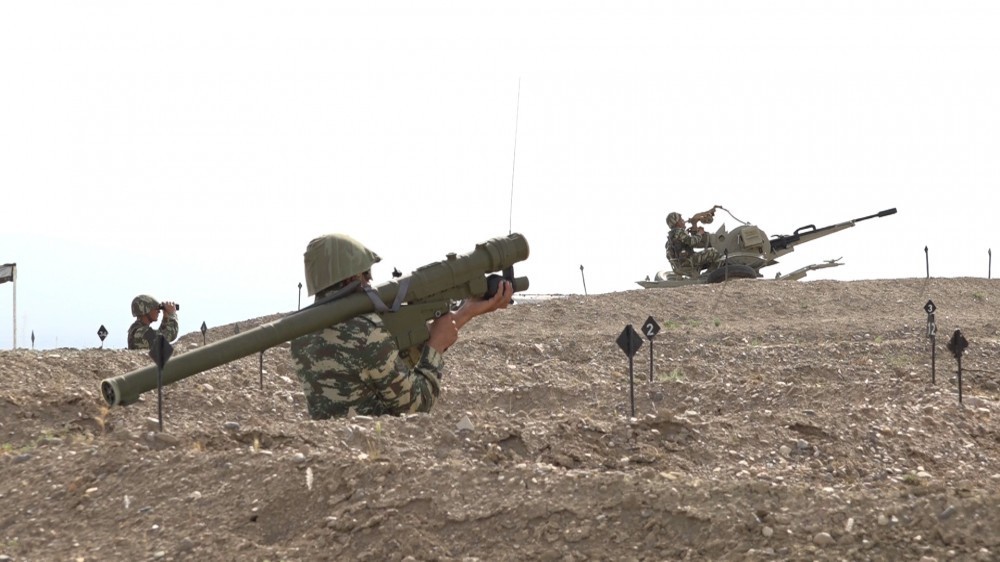 Düşmənin hədəfləri məhv edildi - FOTOLAR