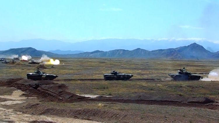 Təlimlərin döyüş atışlı mərhələsi başladı -  FOTOLAR