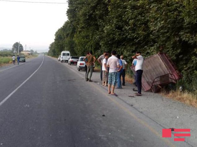Göyçayda niva motosikleti vurdu -  FOTOLAR