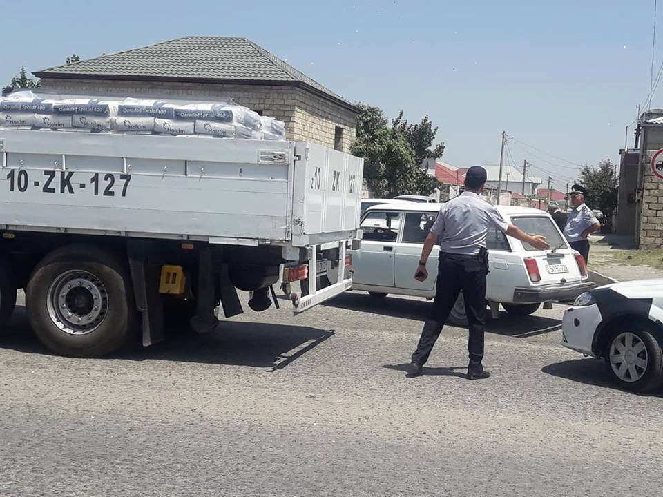 Bakıda sərnişinlə dolu avtobus Kamaza ÇIRPILDI    - ÖLƏN VƏ YARALANANLAR VAR (FOTOLAR-YENİLƏNİB-3)