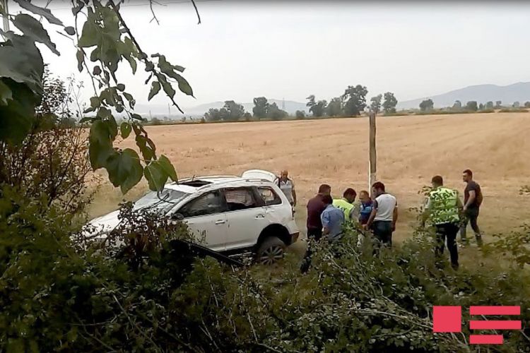 Oğuzda avtomobil aşdı -  5 NƏFƏR XƏSARƏT ALDI