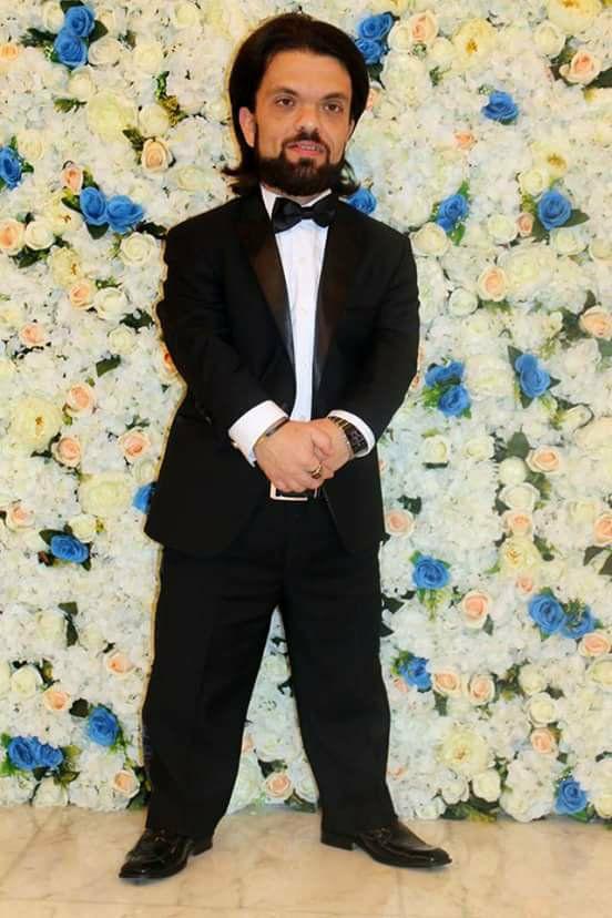 Məşhur əcnəbi aktyorların azərbaycanlı oxşarı:  Restoranda hesabı istəyəndə pul almırdılar, çünkiâ€¦ - FOTO