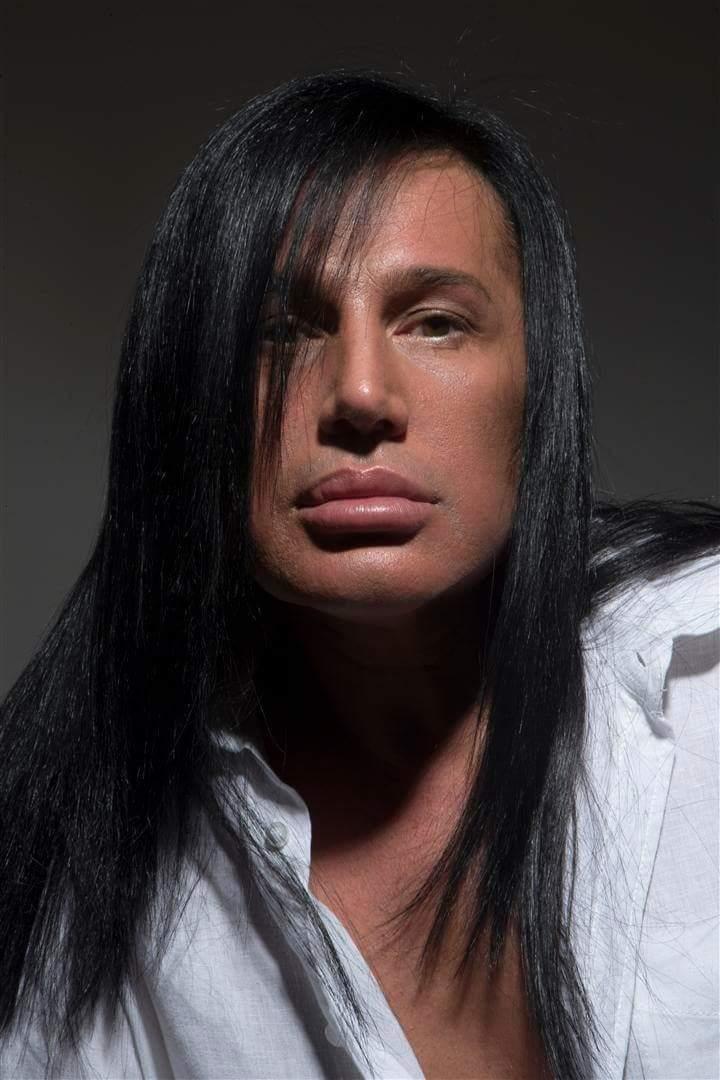 Samir Bağırov 3 illik sükutunu pozdu â€“ FOTOLAR