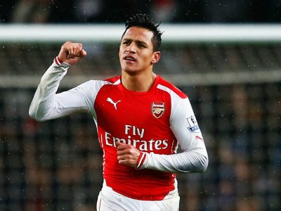 Məşhur futbolçuya viza verilmədi    - FOTO 