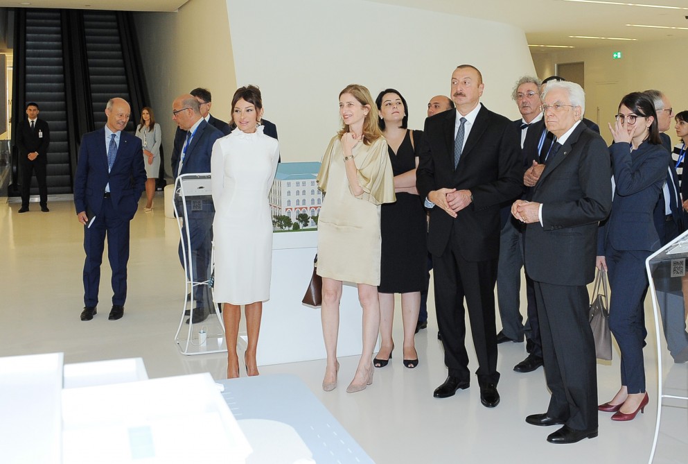 Əliyev və Mattarella   sərginin açılışında - FOTOLAR