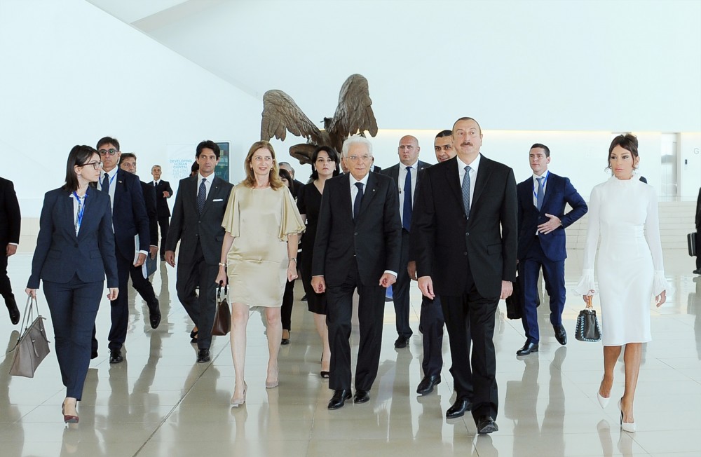 Əliyev və Mattarella   sərginin açılışında - FOTOLAR