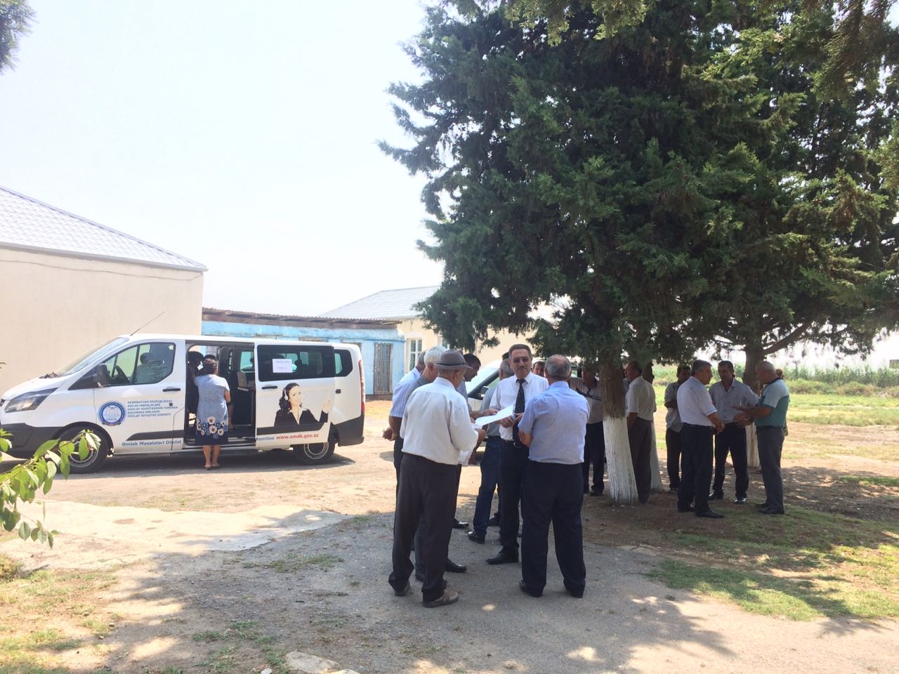 Xidməti vətəndaş ünvanına aparan kampaniya bu dəfə Yevlaxda  - FOTOLAR