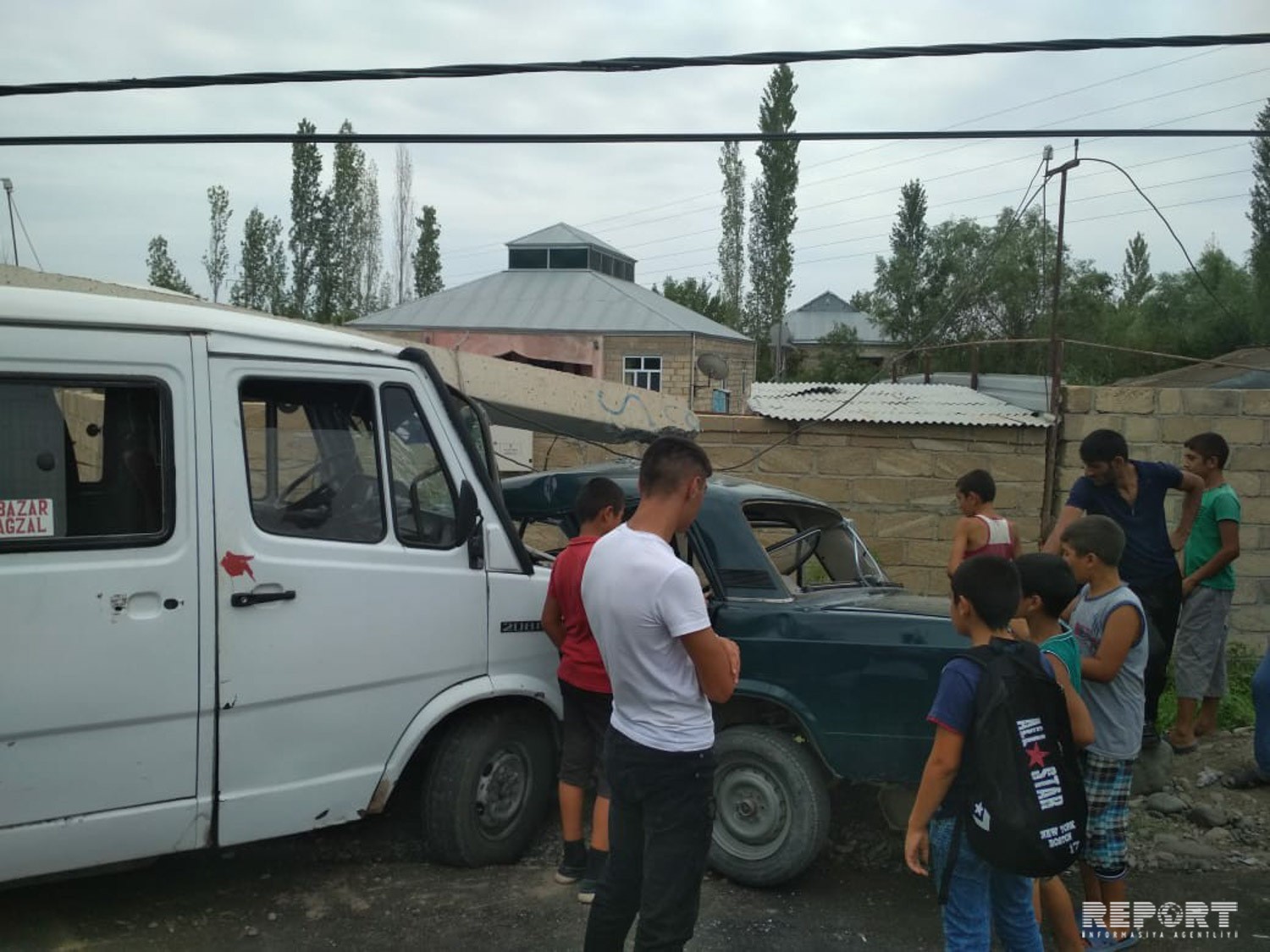 Mikroavtobus avtomobillə toqquşdu -   ölən var - FOTO - YENİLƏNİB