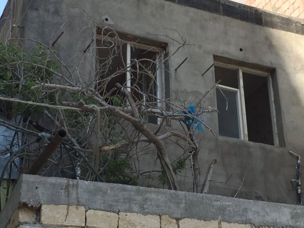 Bakı sakini evindən çıxdı, qayıdıb nə evini yerində tapdı, nə əşyalarınıâ€¦   - FOTO 