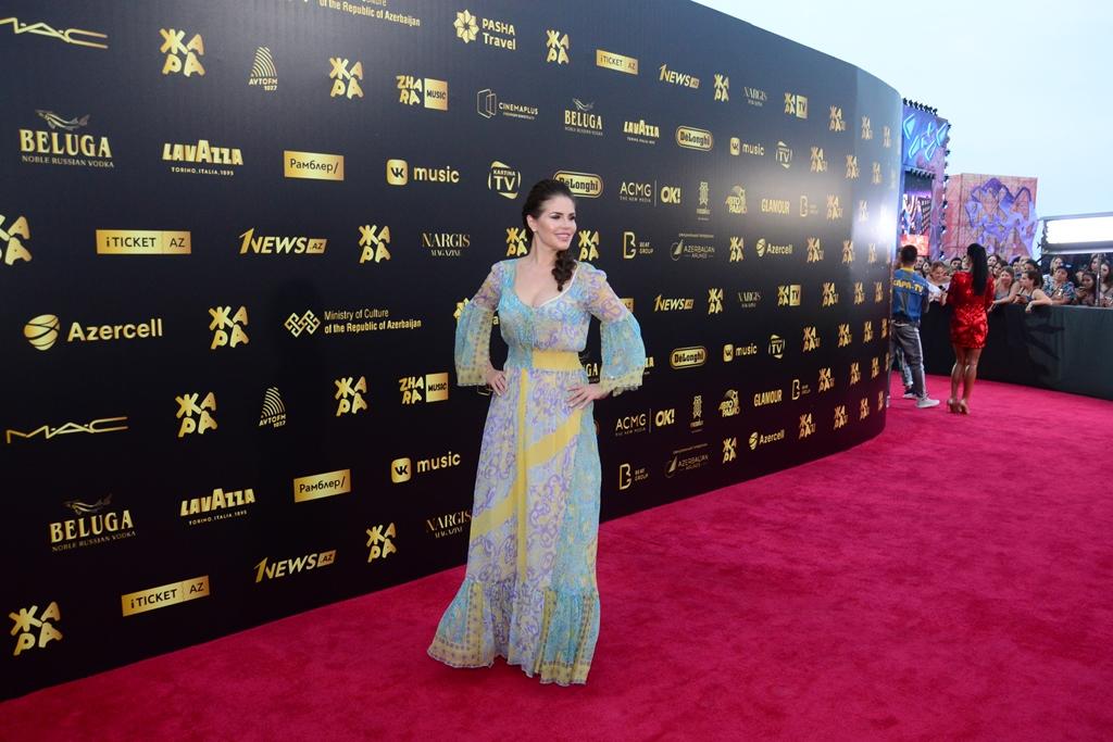 Ulduzlar Jara-2018in qırmızı xalısında parladılar - FOTOLAR