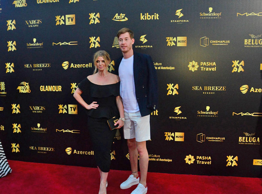 Ulduzlar Jara-2018in qırmızı xalısında parladılar - FOTOLAR