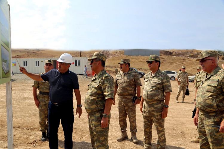 Zakir Həsənov tikintisi davam edən hərbi obyektlərdə oldu  - FOTO