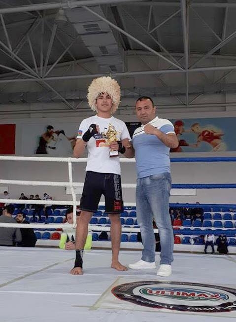 Oğlunu itirən azərbaycanlı məşqçinin ürəyi partladı    - FOTOLAR